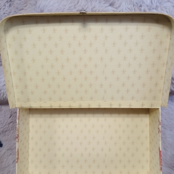 Art in Motion vintage yellow & floral small suitcase - Picture 2 of 7